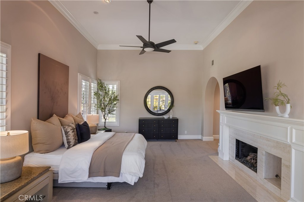 26 Belcourt