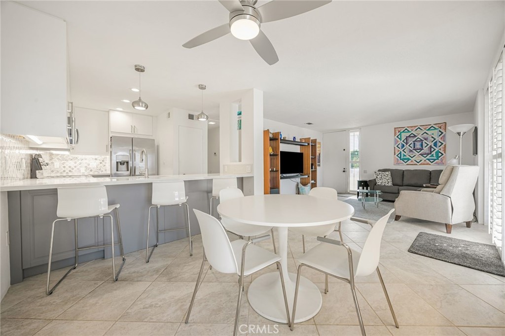 2521 N Whitewater Club Dr, Residence D