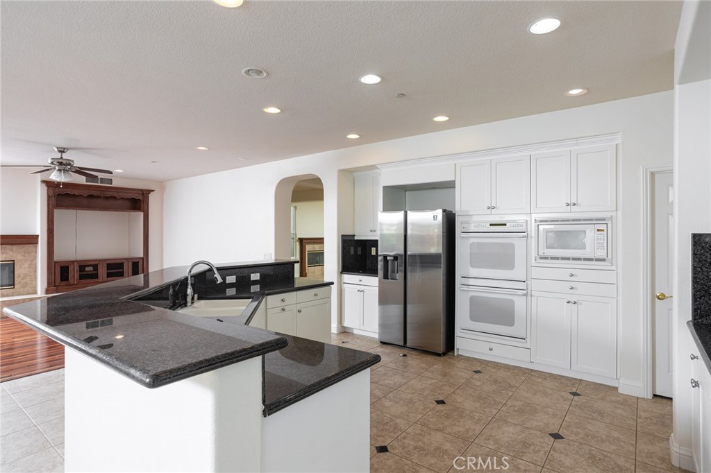 15 Douglass Drive