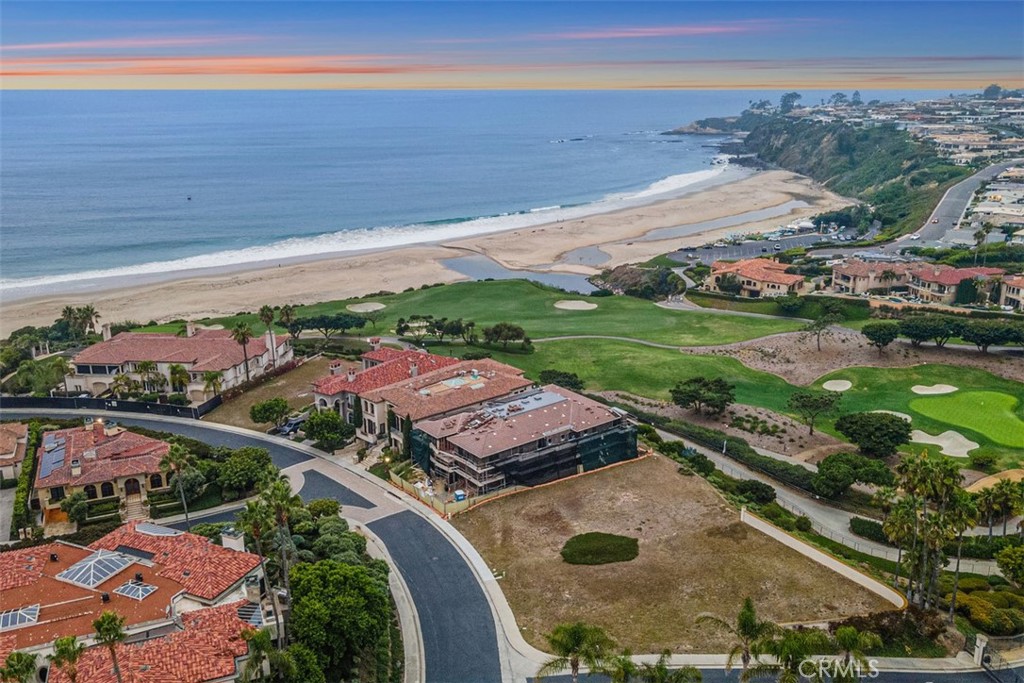 14 Ritz Cove Drive