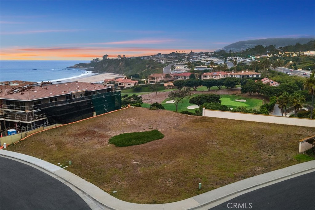 14 Ritz Cove Drive