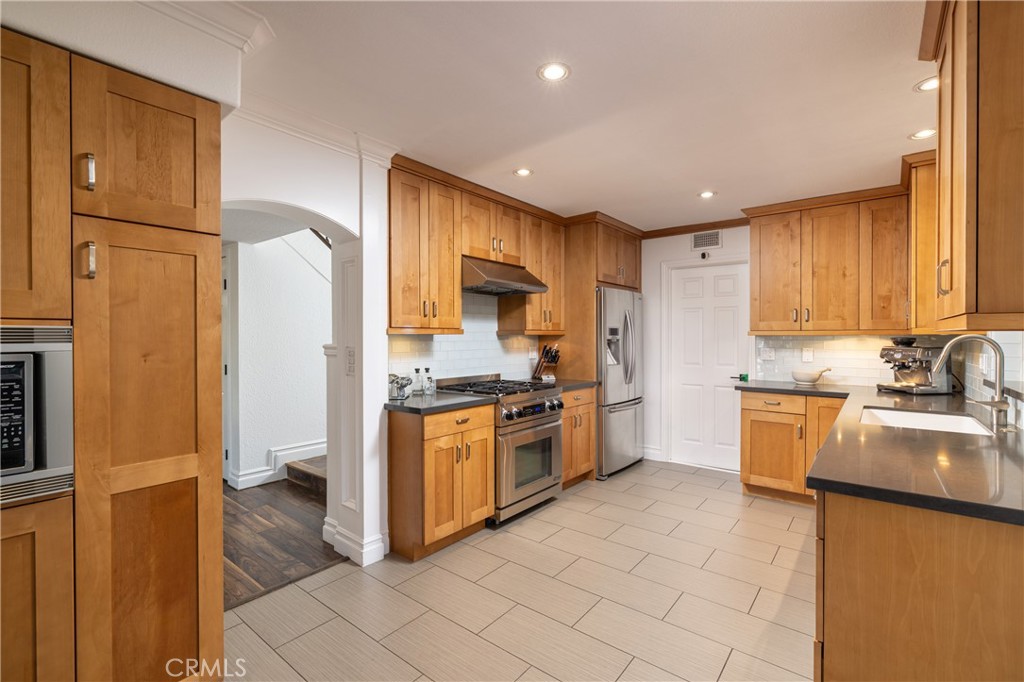 23965 Carrillo Drive