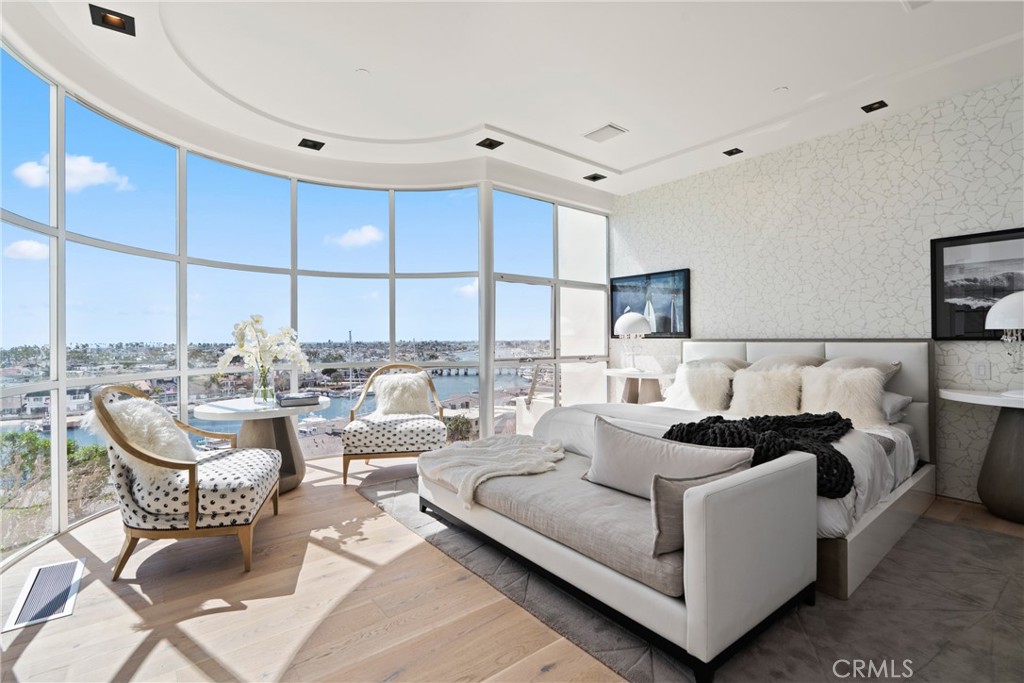 1409 Dolphin Terrace