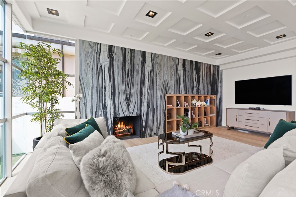 1409 Dolphin Terrace