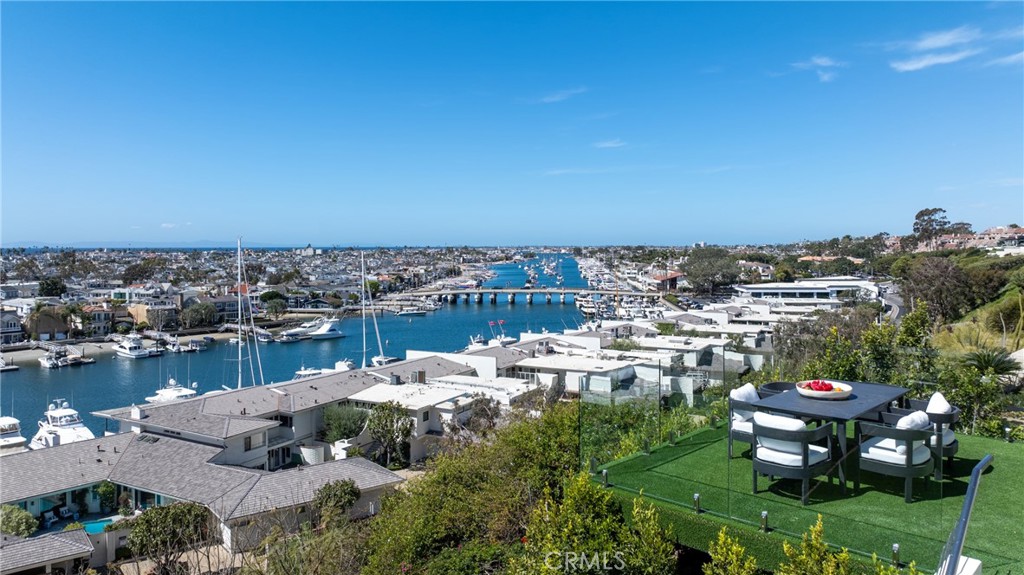 1409 Dolphin Terrace