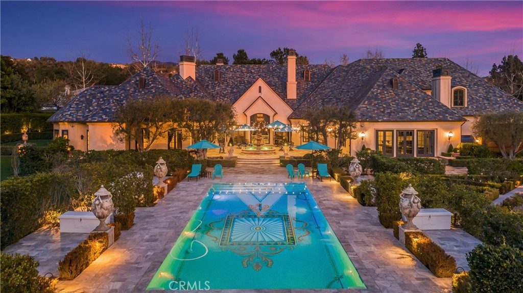 22931 Sonriente Trail