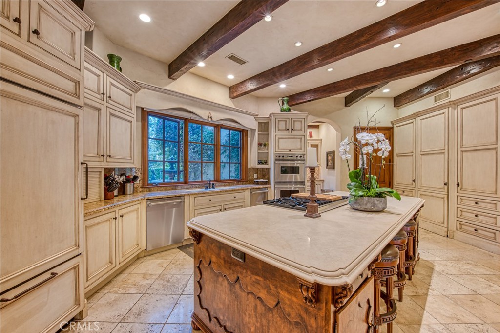 22931 Sonriente Trail