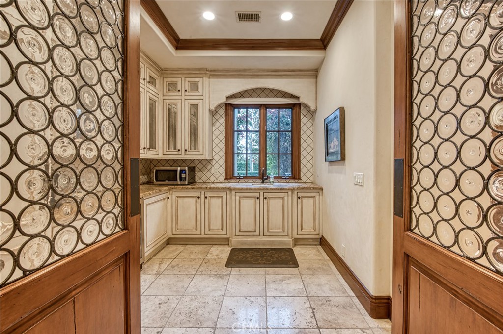 22931 Sonriente Trail