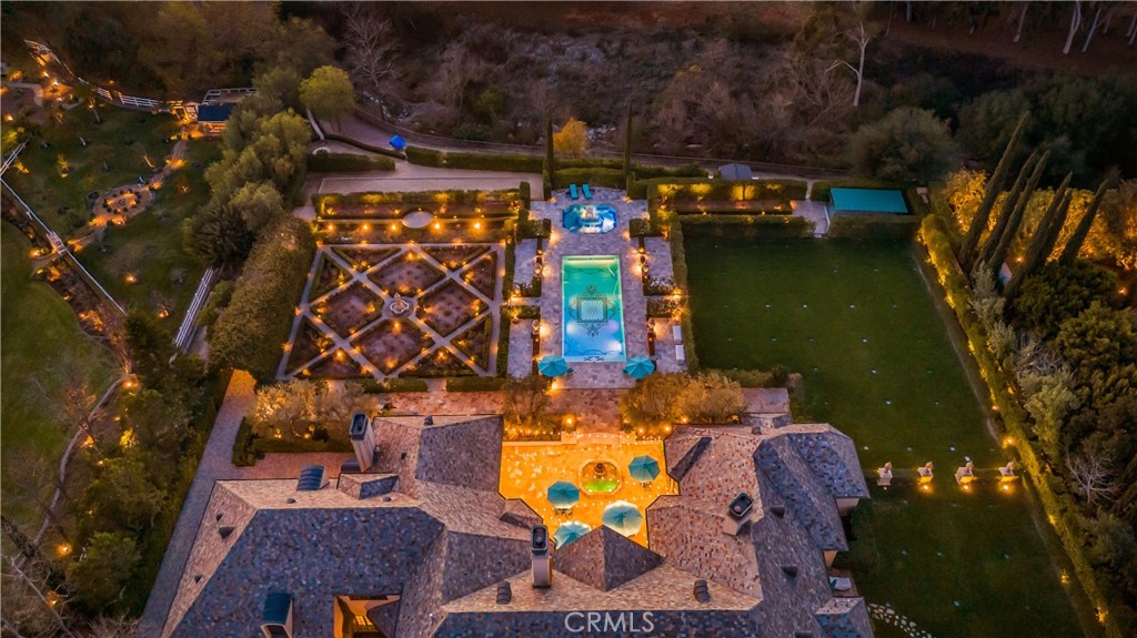 22931 Sonriente Trail