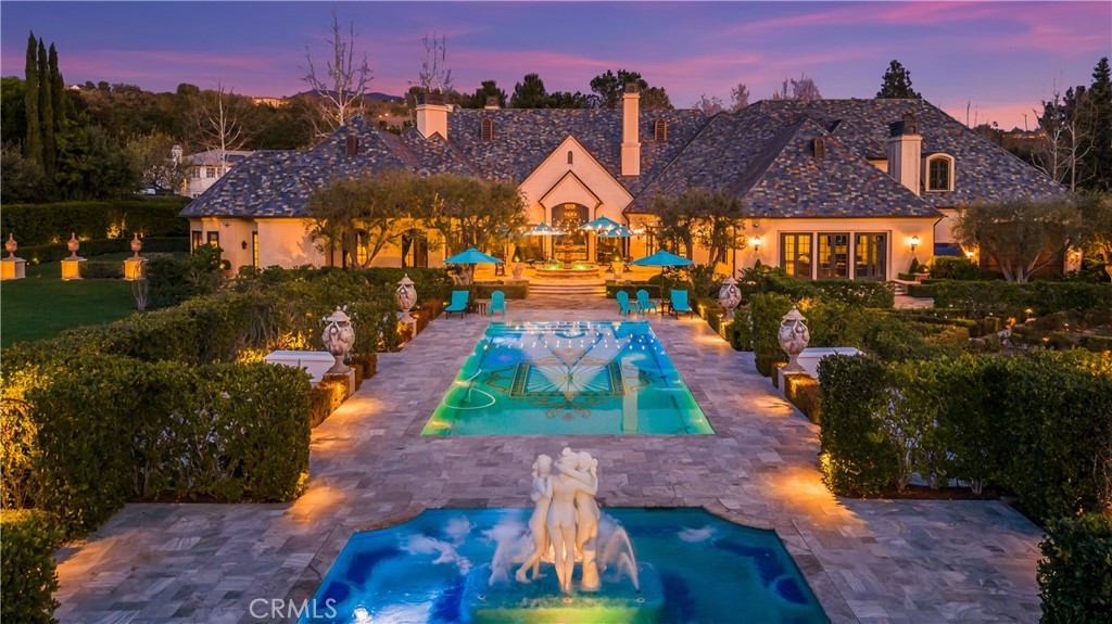 22931 Sonriente Trail