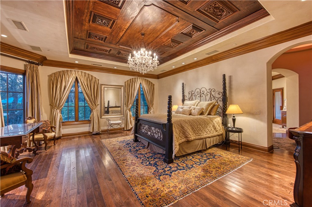 22931 Sonriente Trail