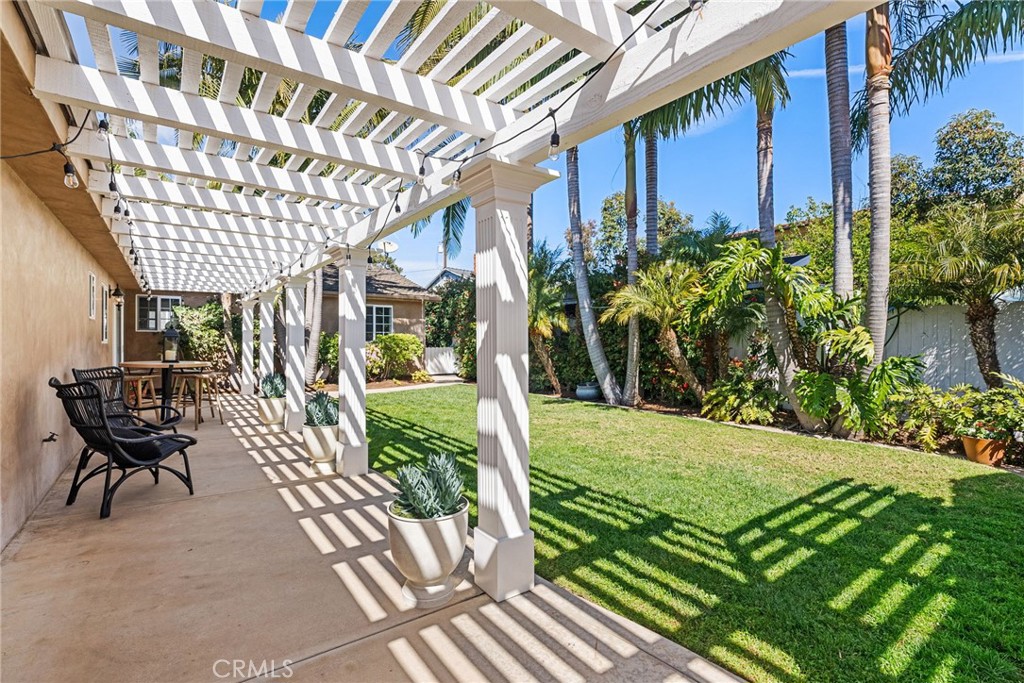 526 Westminster Avenue