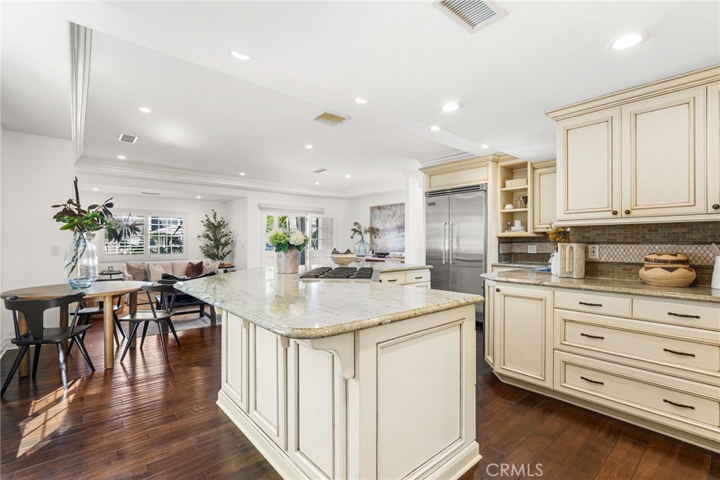 526 Westminster Avenue