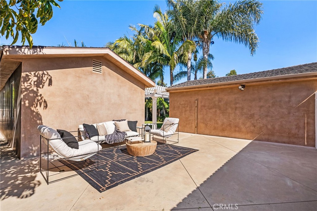 526 Westminster Avenue