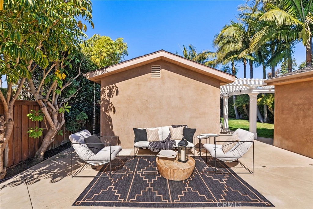 526 Westminster Avenue