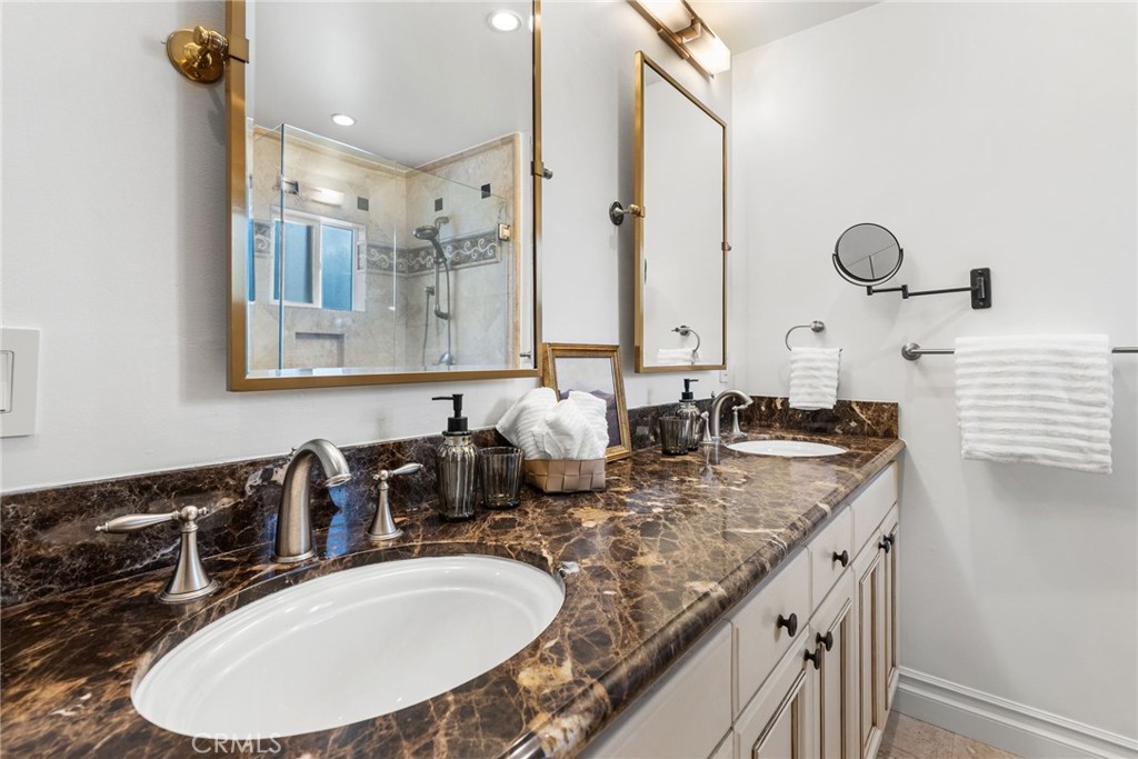 526 Westminster Avenue