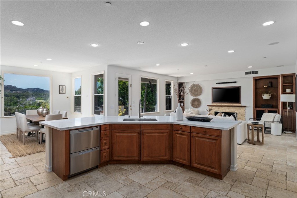 5 Douglass Drive
