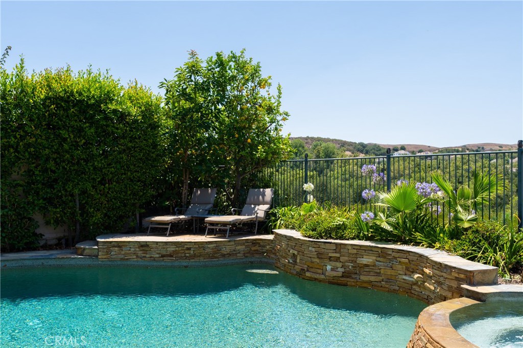 5 Douglass Drive