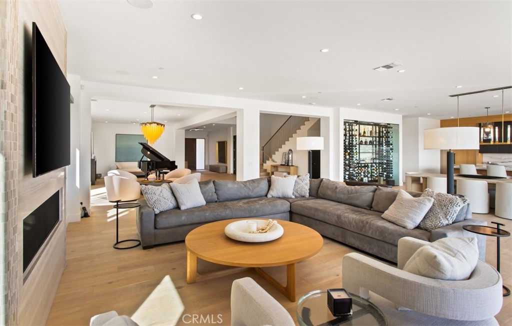 75 Ritz Cove Dr.