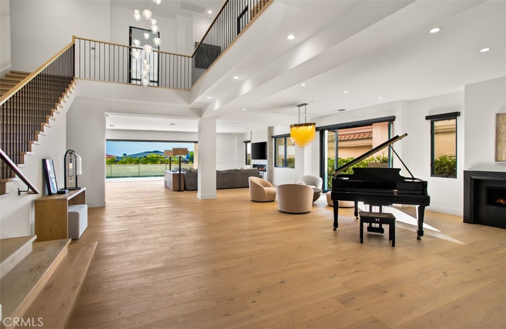 75 Ritz Cove Dr.