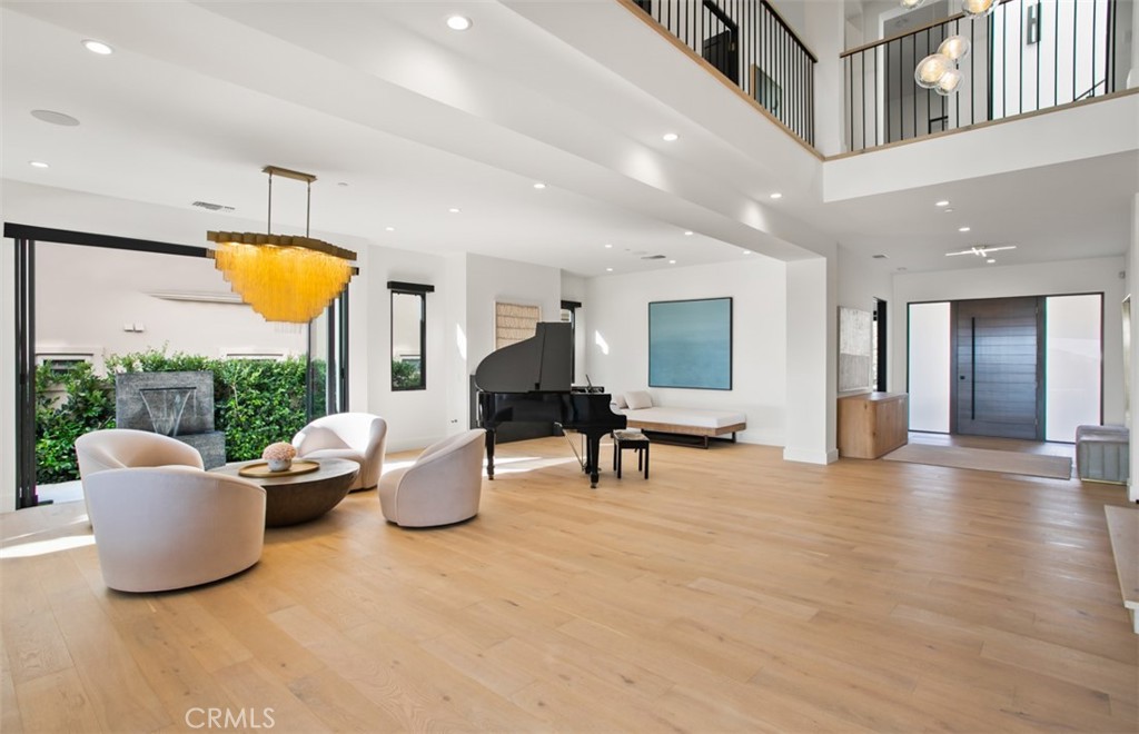 75 Ritz Cove Dr.