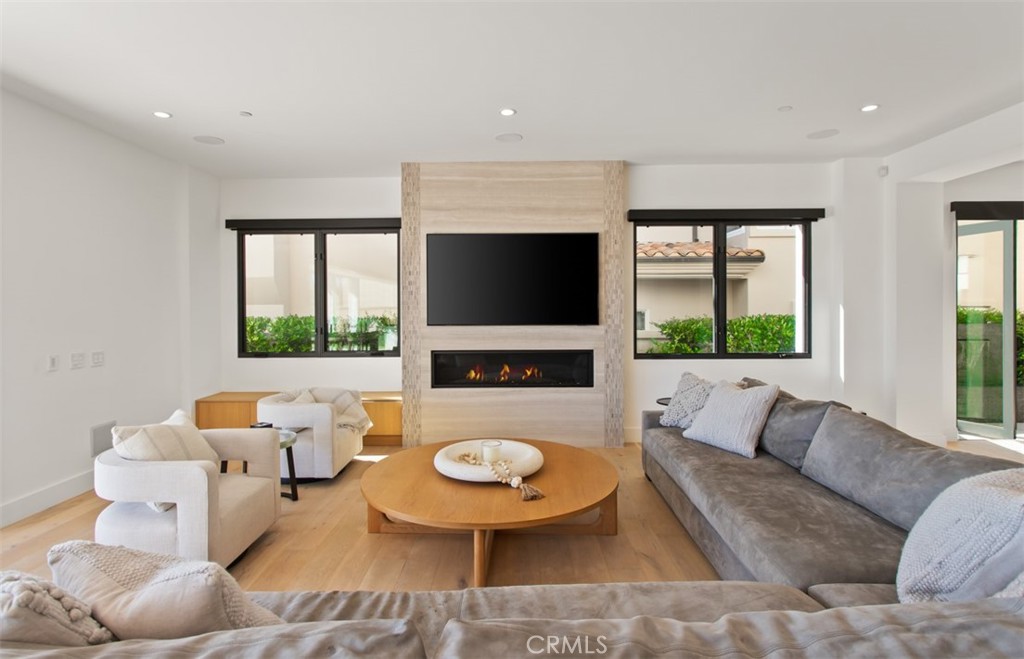 75 Ritz Cove Dr.