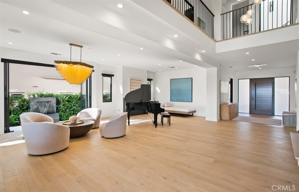 75 Ritz Cove Dr.