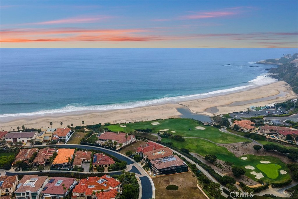 14 Ritz Cove Drive