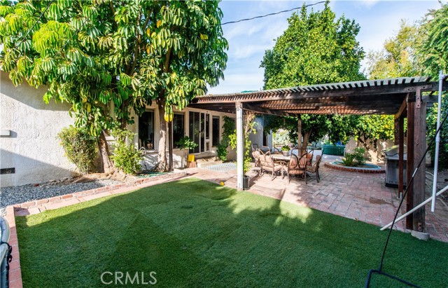 23046 Leonora DR