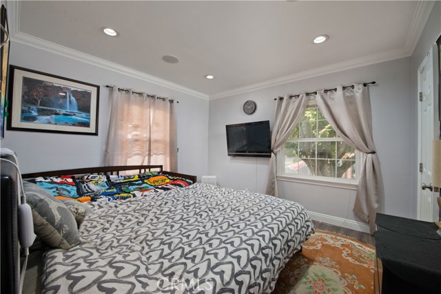 23046 Leonora DR