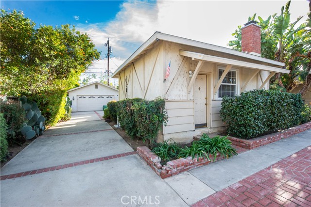 23046 Leonora DR
