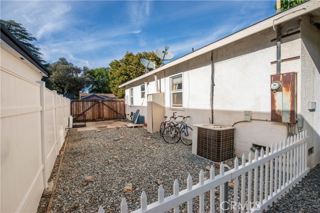 23046 Leonora DR