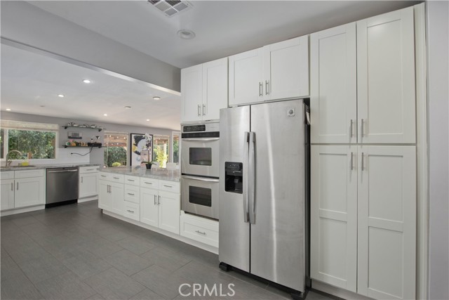 23046 Leonora DR