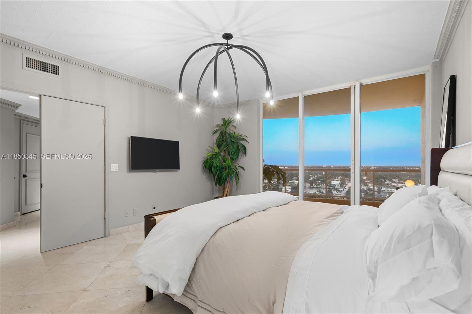 2100 N Ocean Boulevard 18D