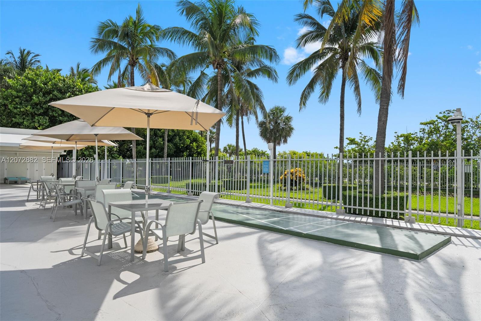2899 Collins Avenue 1624