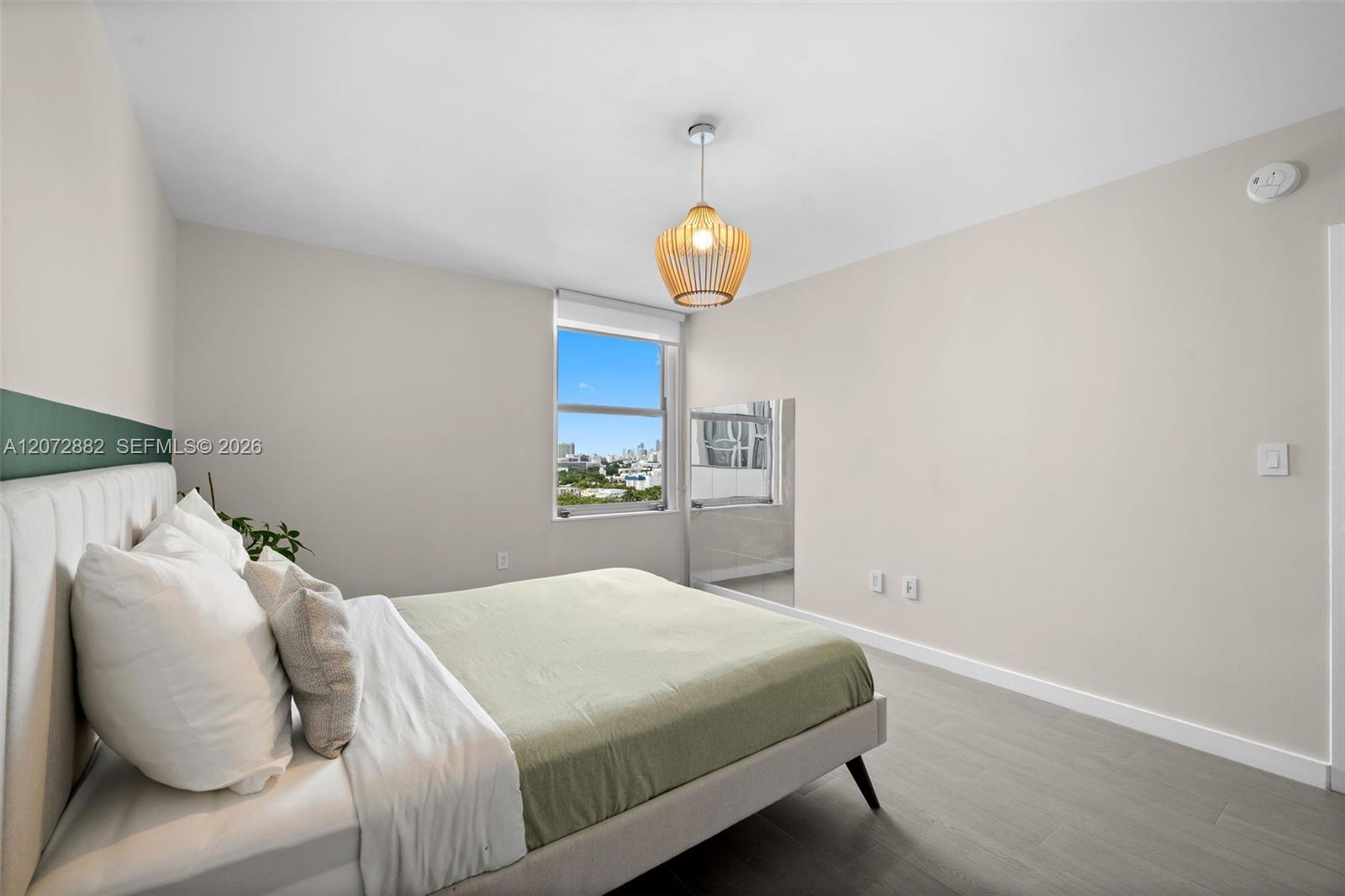 2899 Collins Avenue 1624
