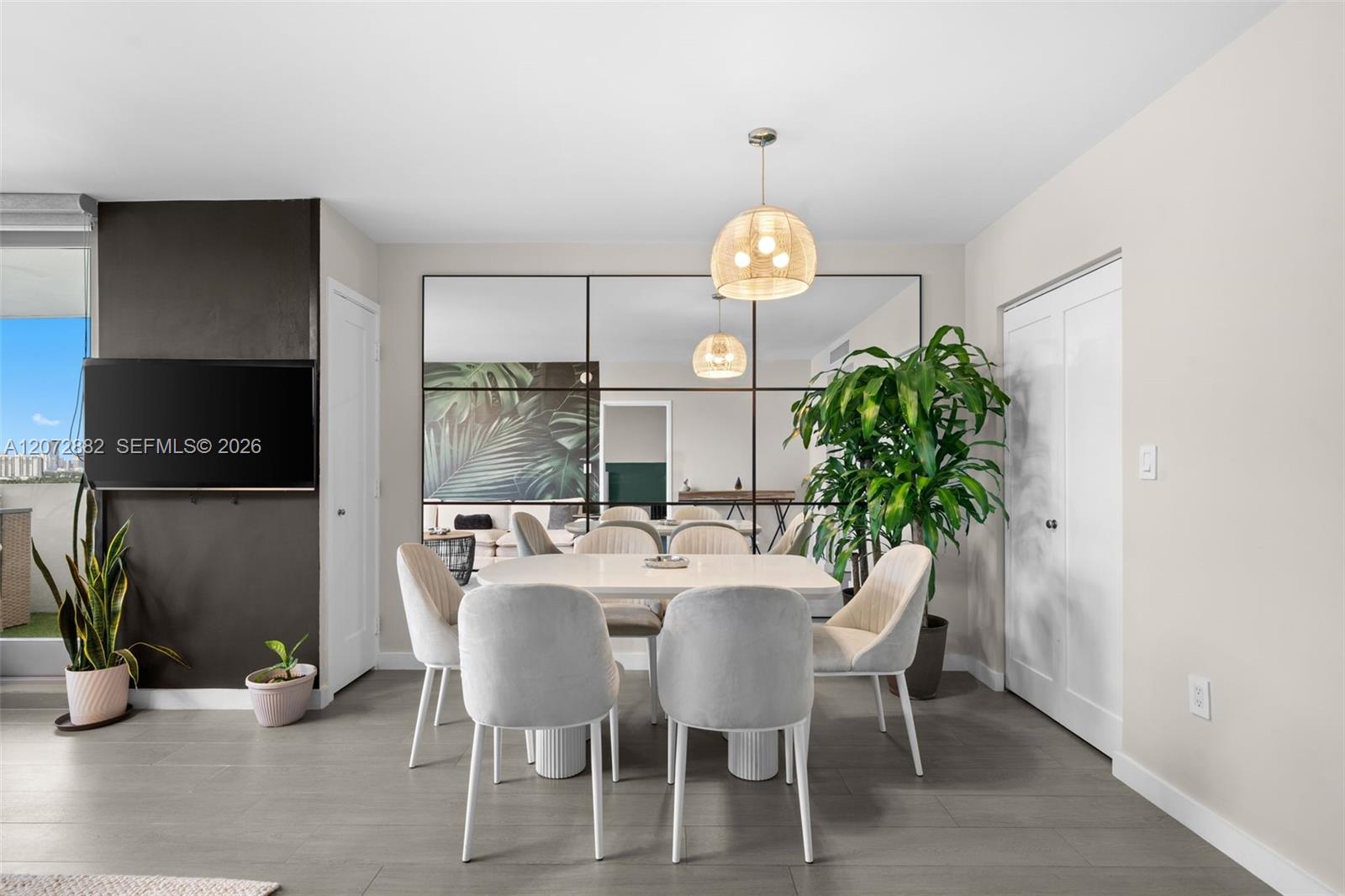 2899 Collins Avenue 1624