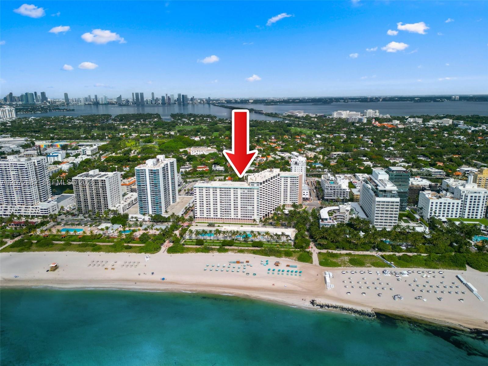 2899 Collins Avenue 1624