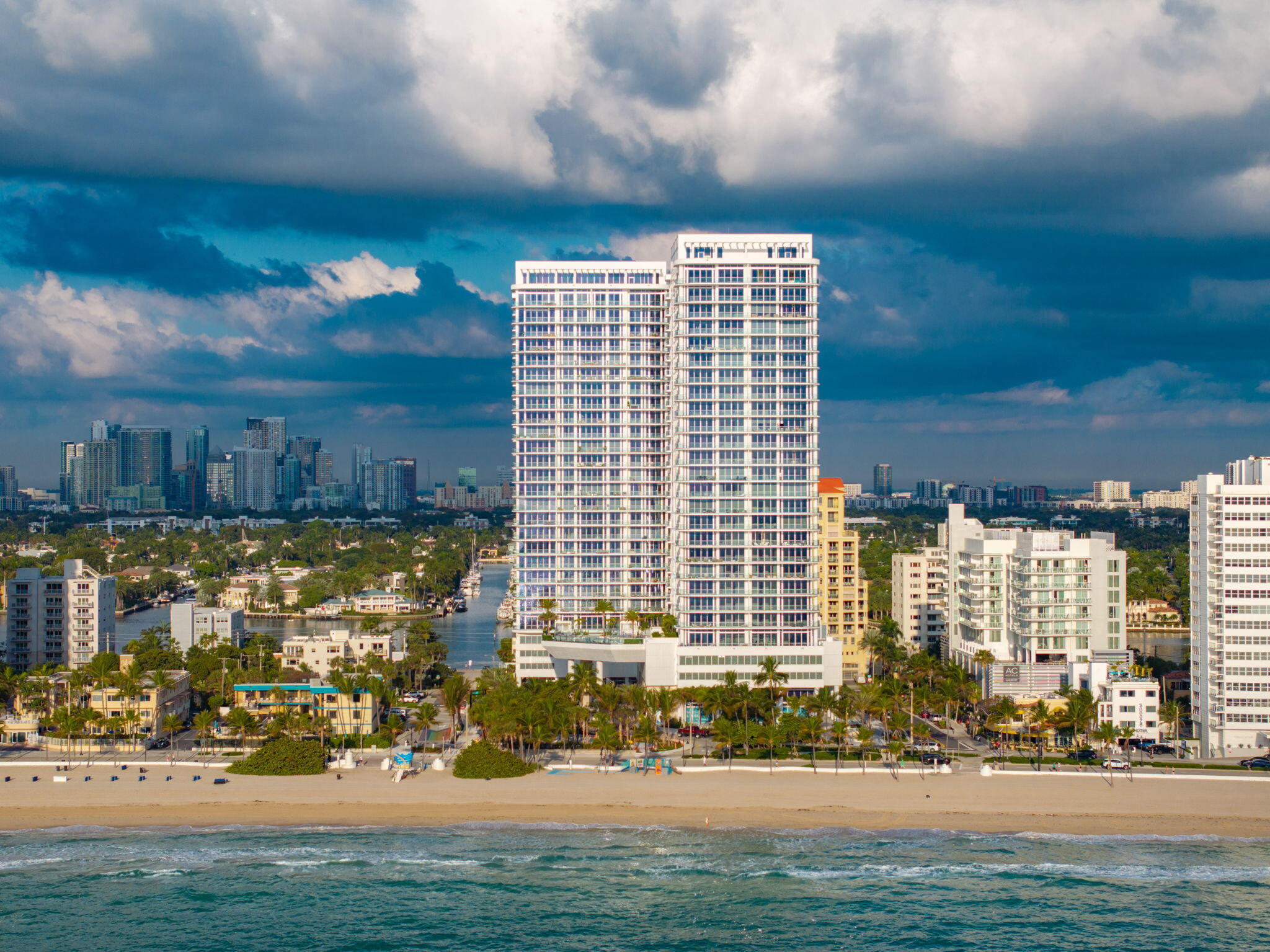 151 N Seabreeze Boulevard 1504