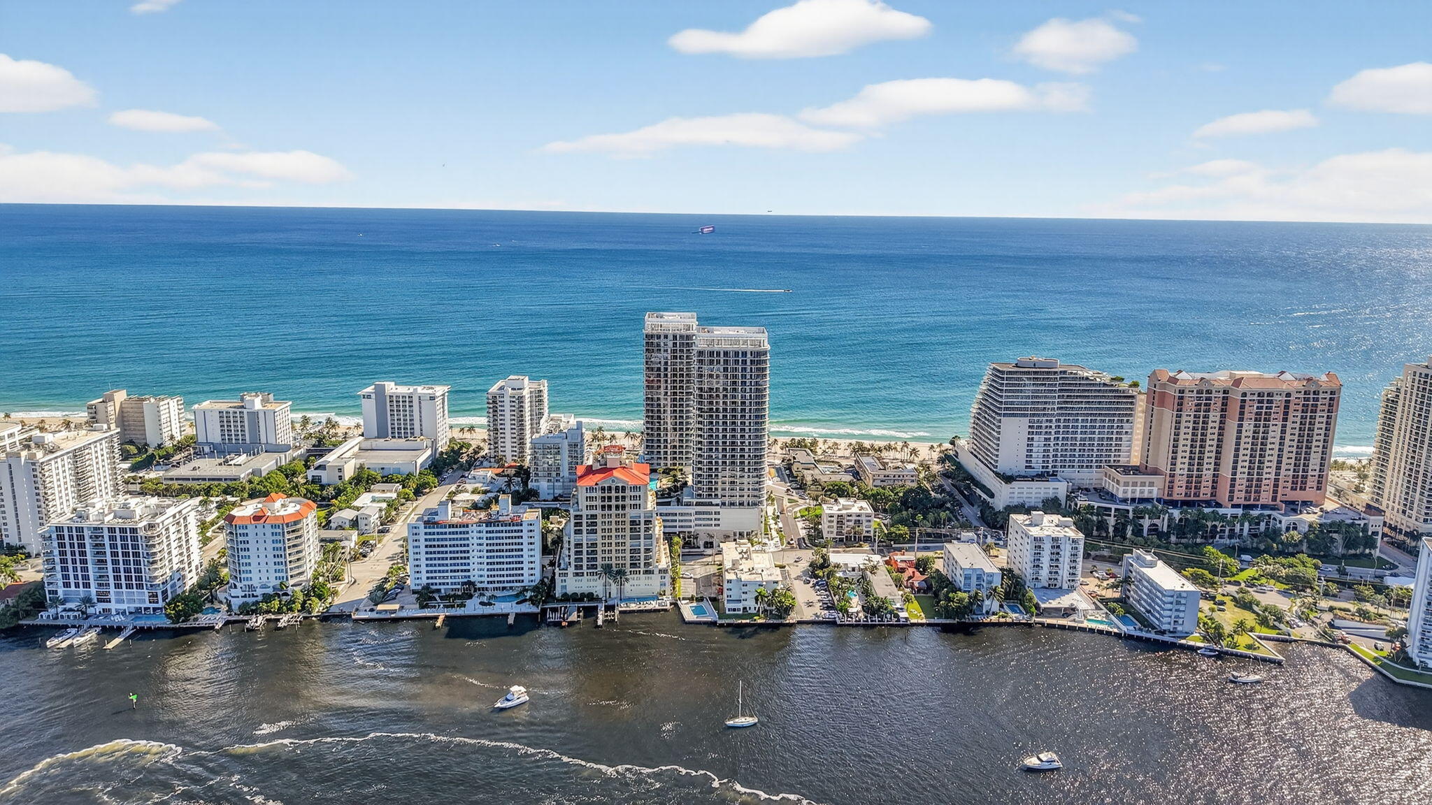 151 N Seabreeze Boulevard 1504