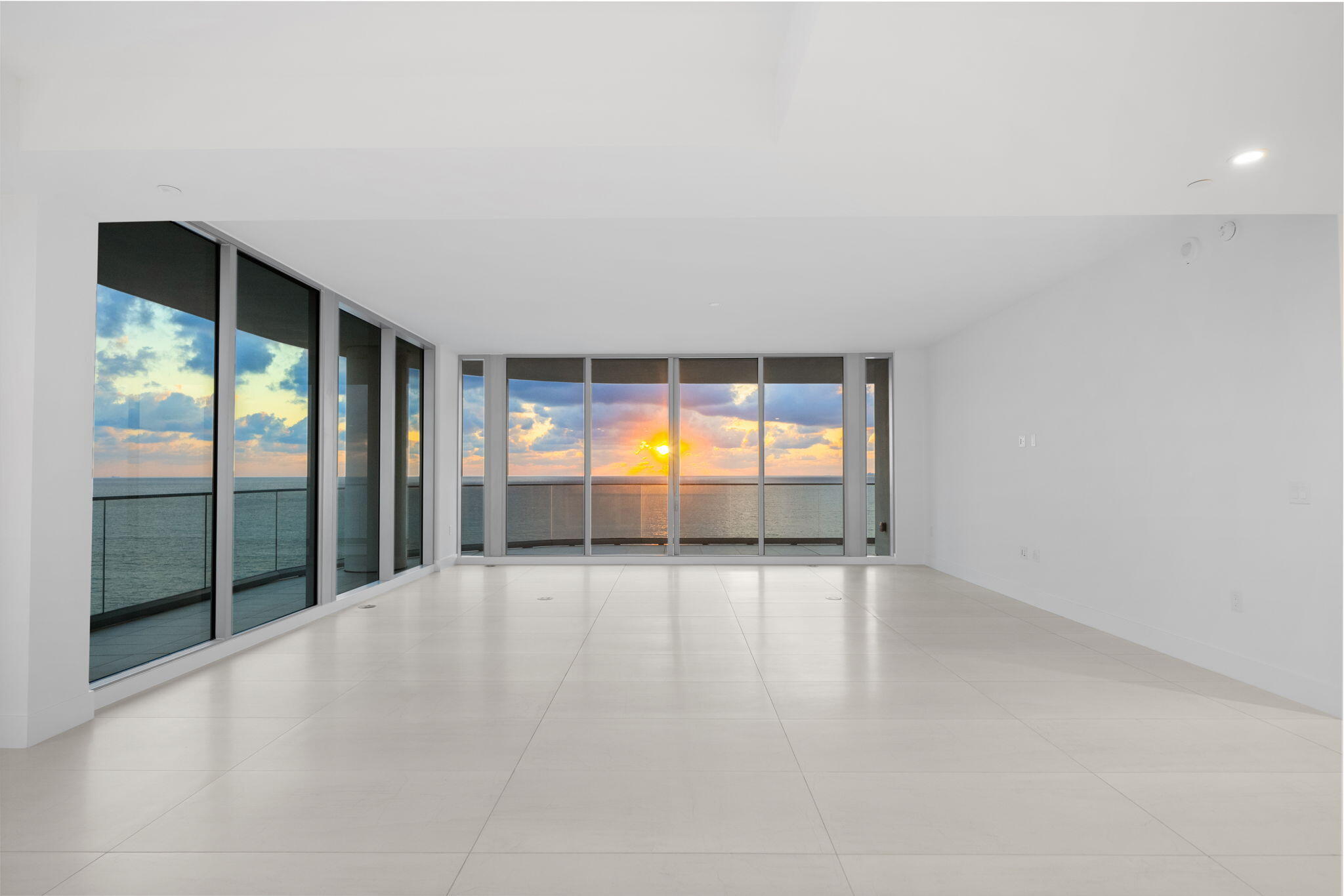 151 N Seabreeze Boulevard 1504