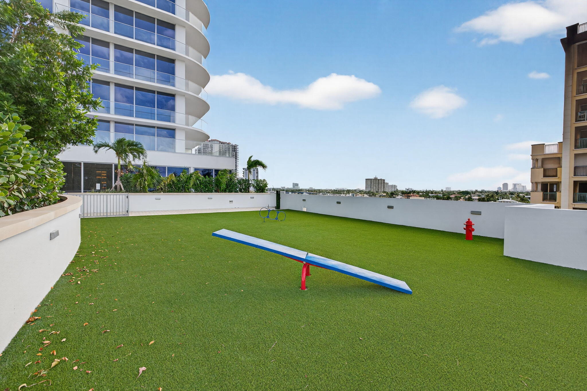 151 N Seabreeze Boulevard 1504