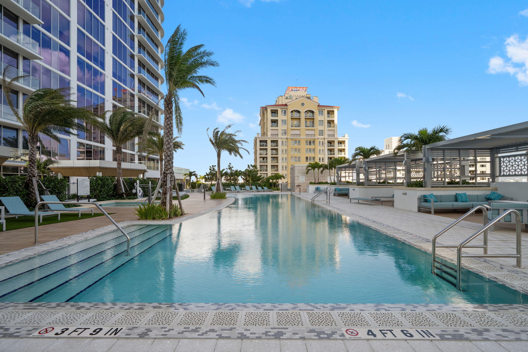 151 N Seabreeze Boulevard 1504