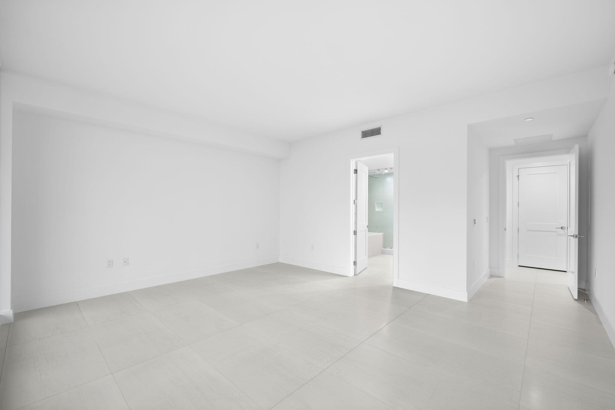 151 N Seabreeze Boulevard 1504