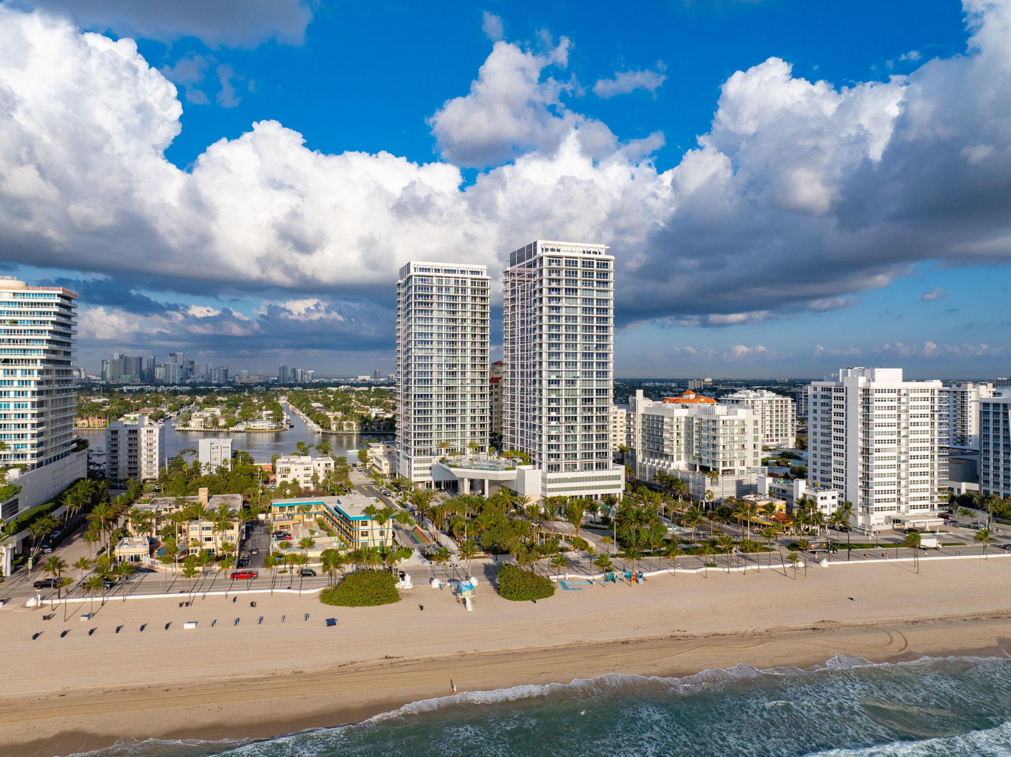 151 N Seabreeze Boulevard 1504