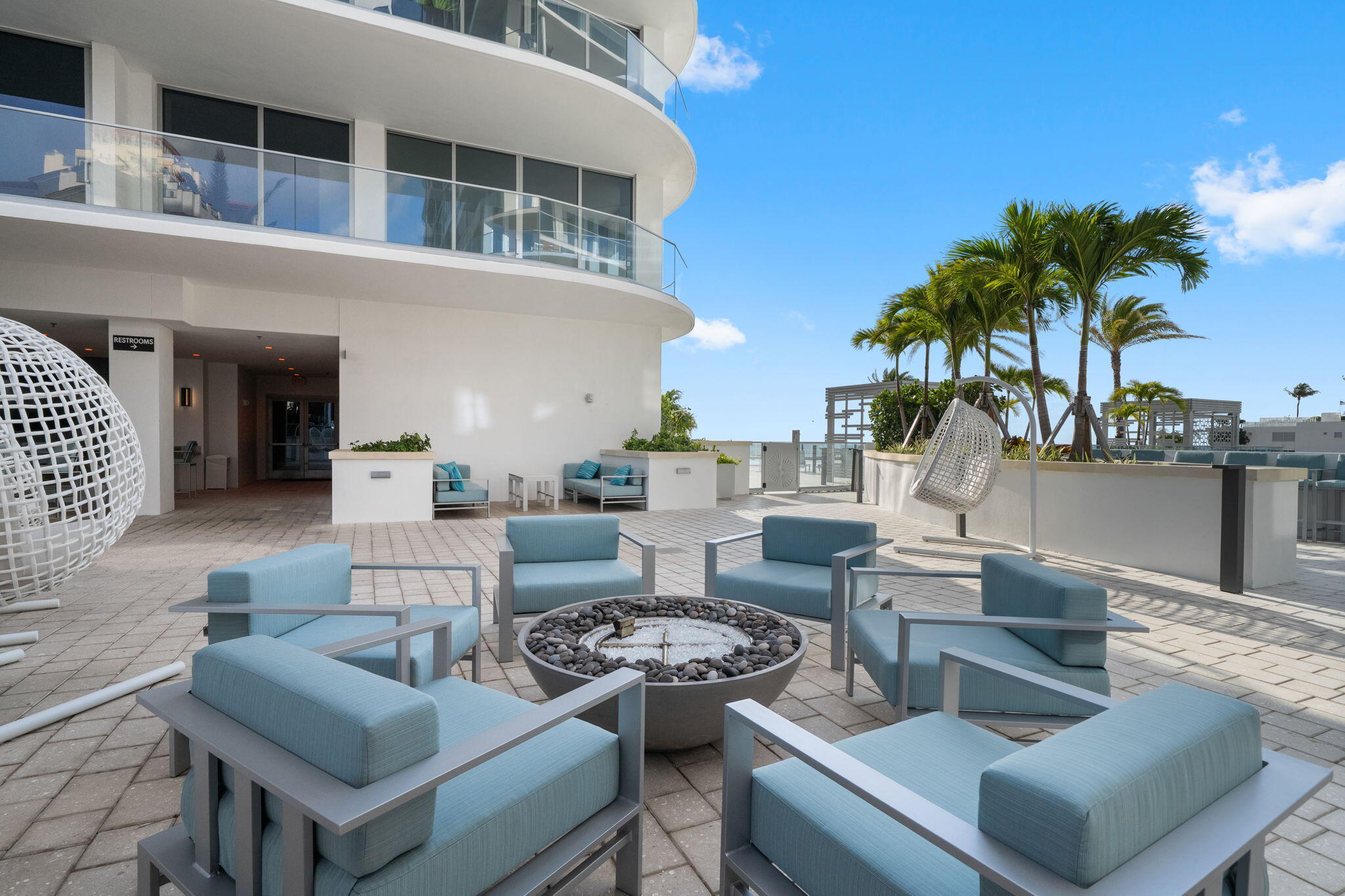 151 N Seabreeze Boulevard 1504