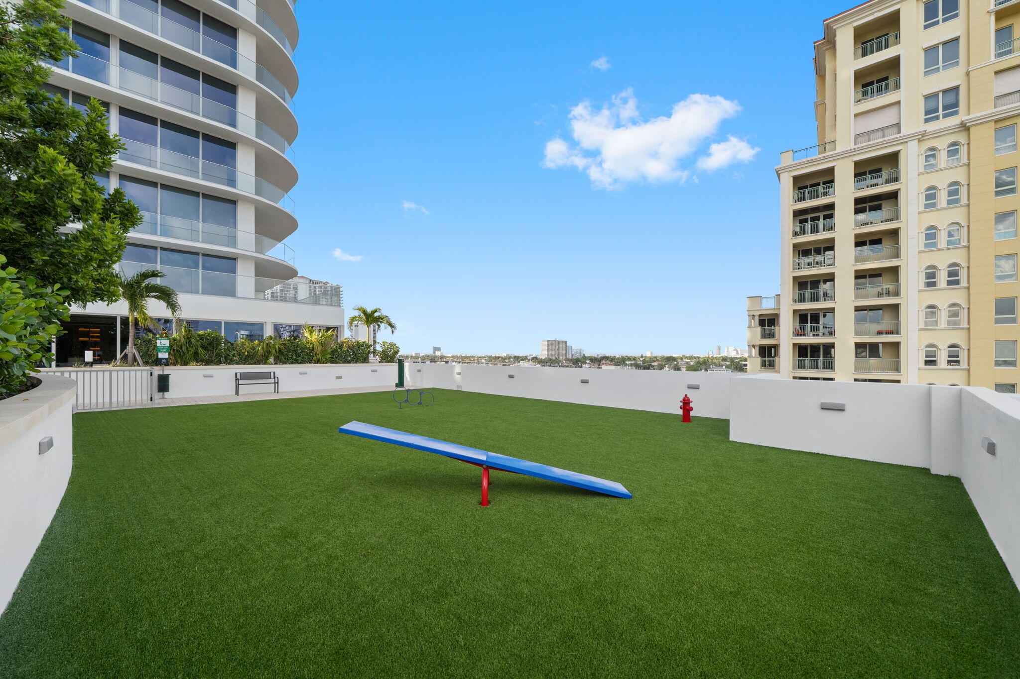 151 N Seabreeze Boulevard 1504