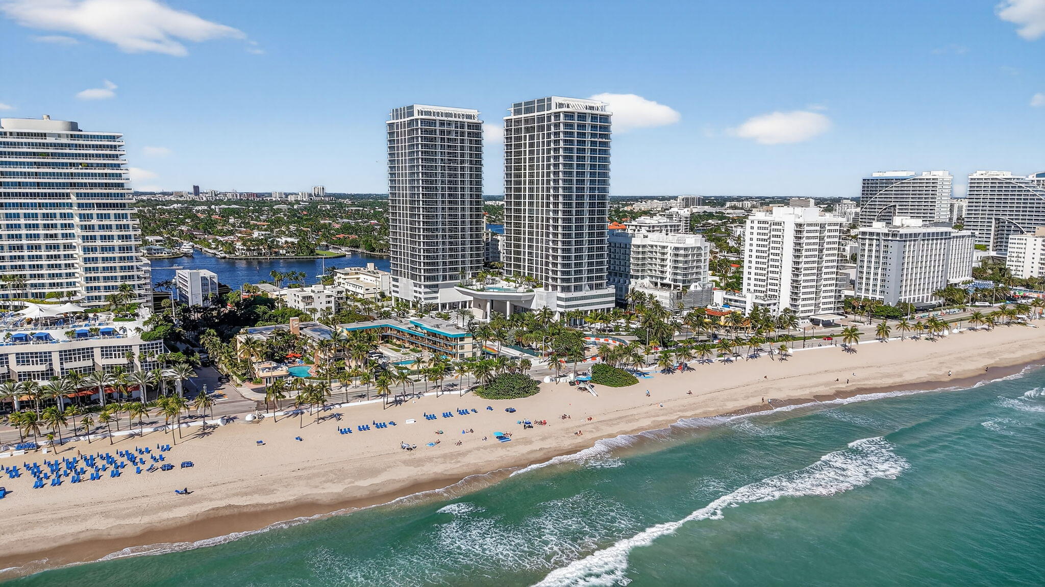 151 N Seabreeze Boulevard Ph2601-e