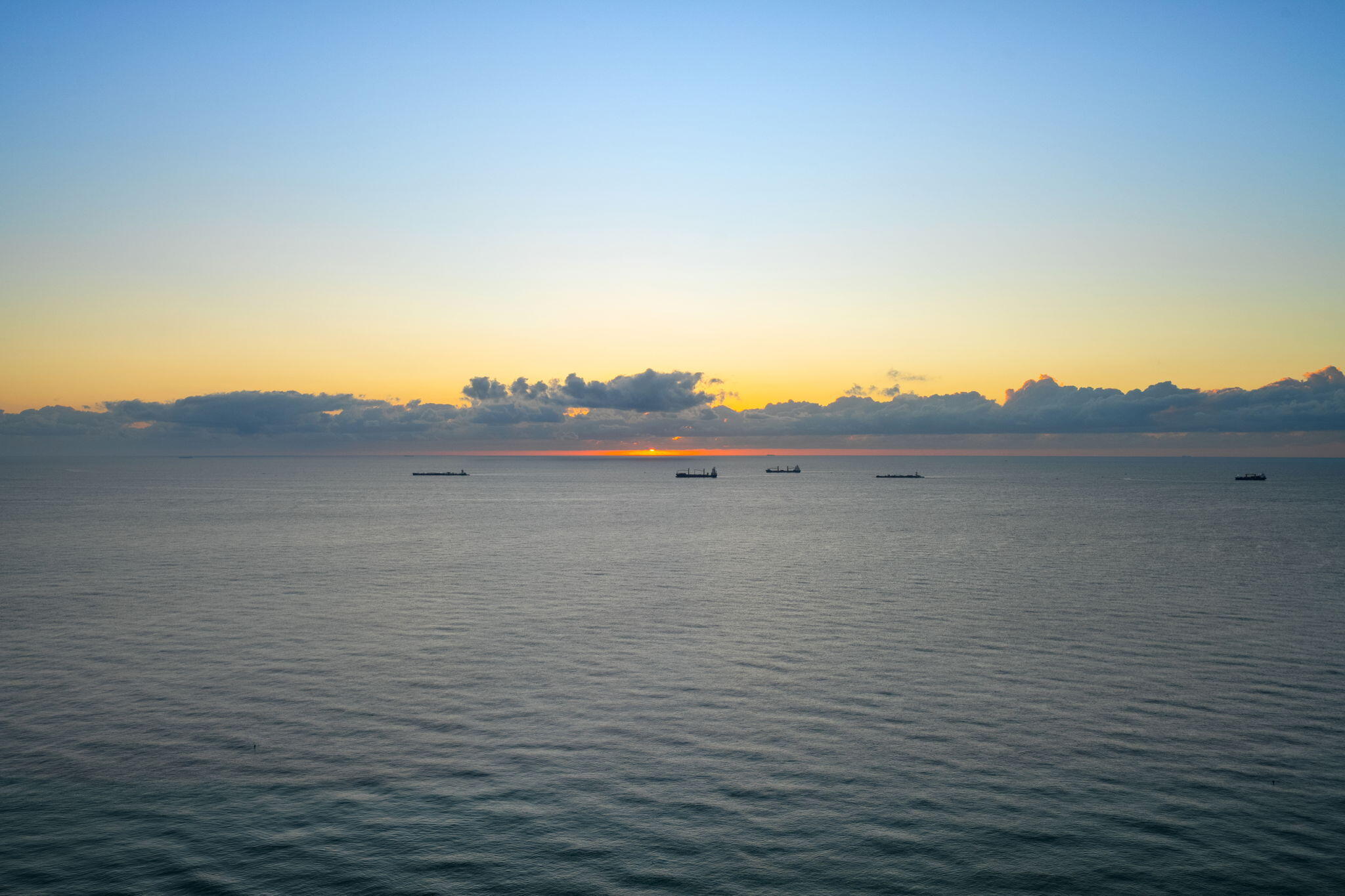 151 N Seabreeze Boulevard Ph2601-e