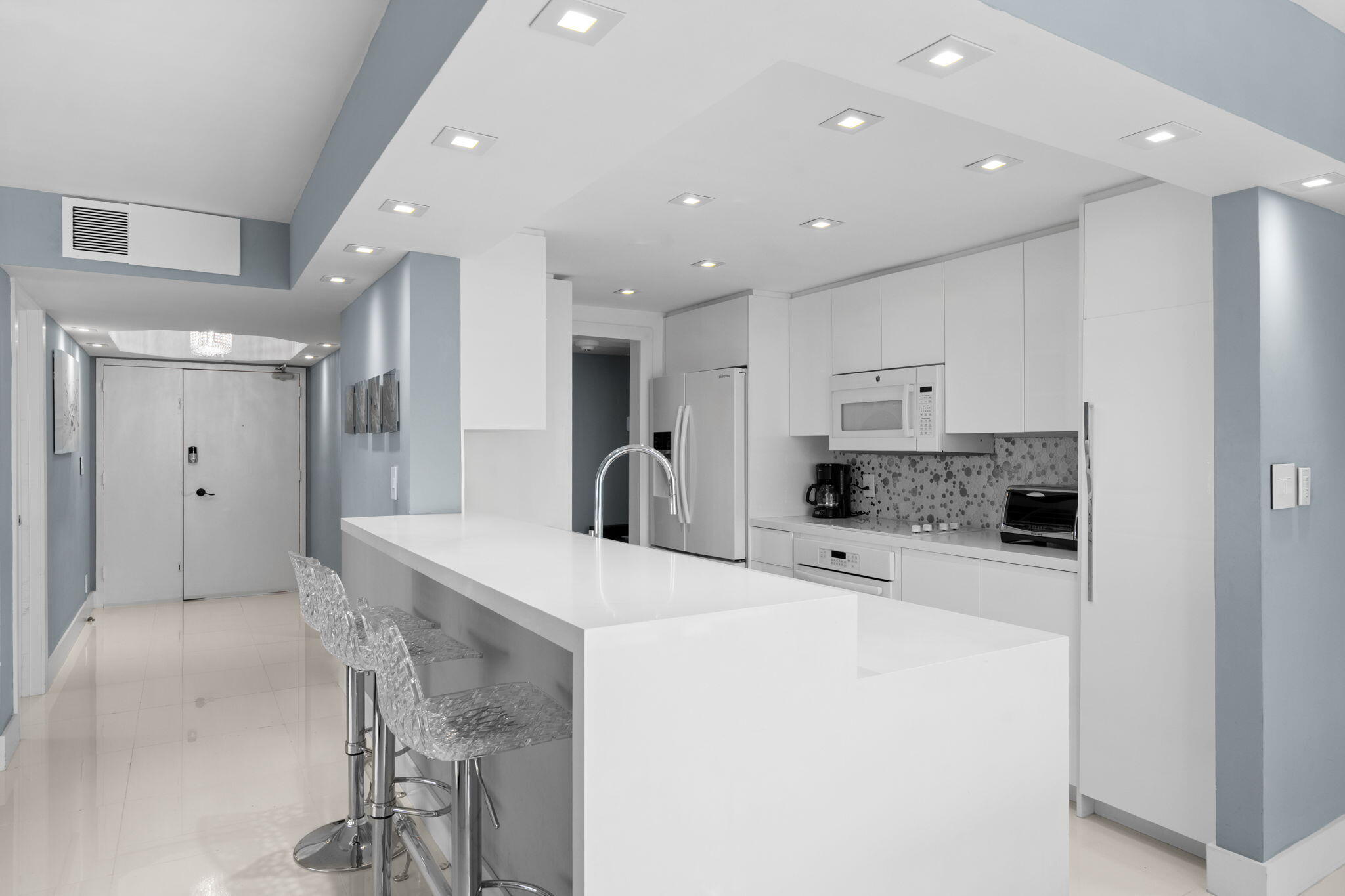 1620 S Ocean Boulevard 16-h, Lauderdale-By-The-Sea Unit: 16-h